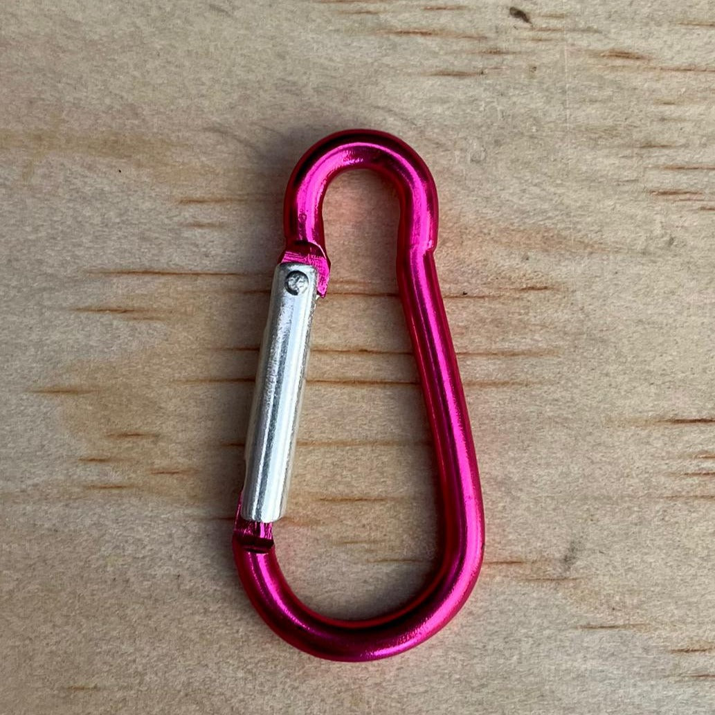 Pink buckle, Sport bag carabiner buckle