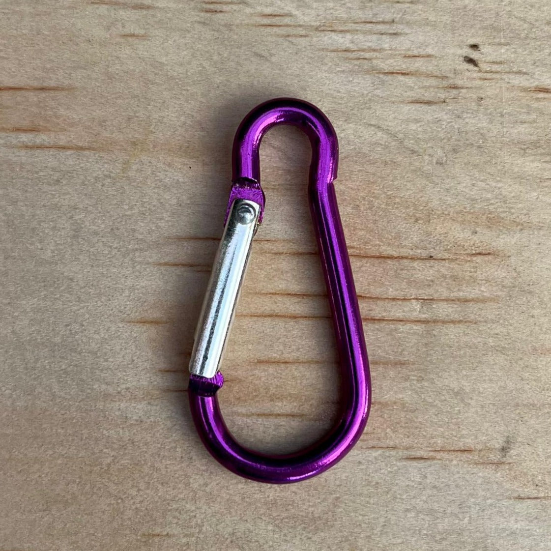 Purple buckle, Aluminum carabiner