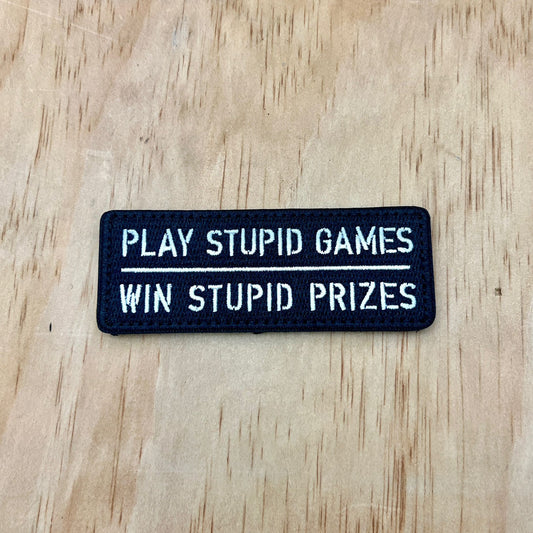 Play Stupid Games patch